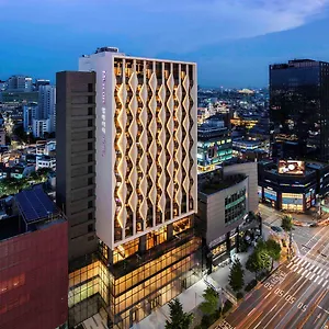 Mercure Ambassador Hongdae Hotel Seúl