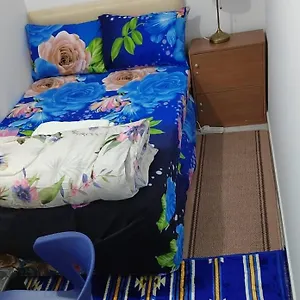 Comfydees Habitación en casa particular Abu Dabi