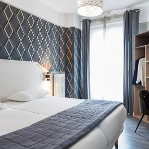 *** Hotel Ambassadeur Francja