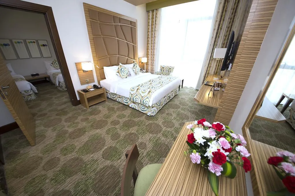 Best Western Plus Pearl Creek Dubái Hotel